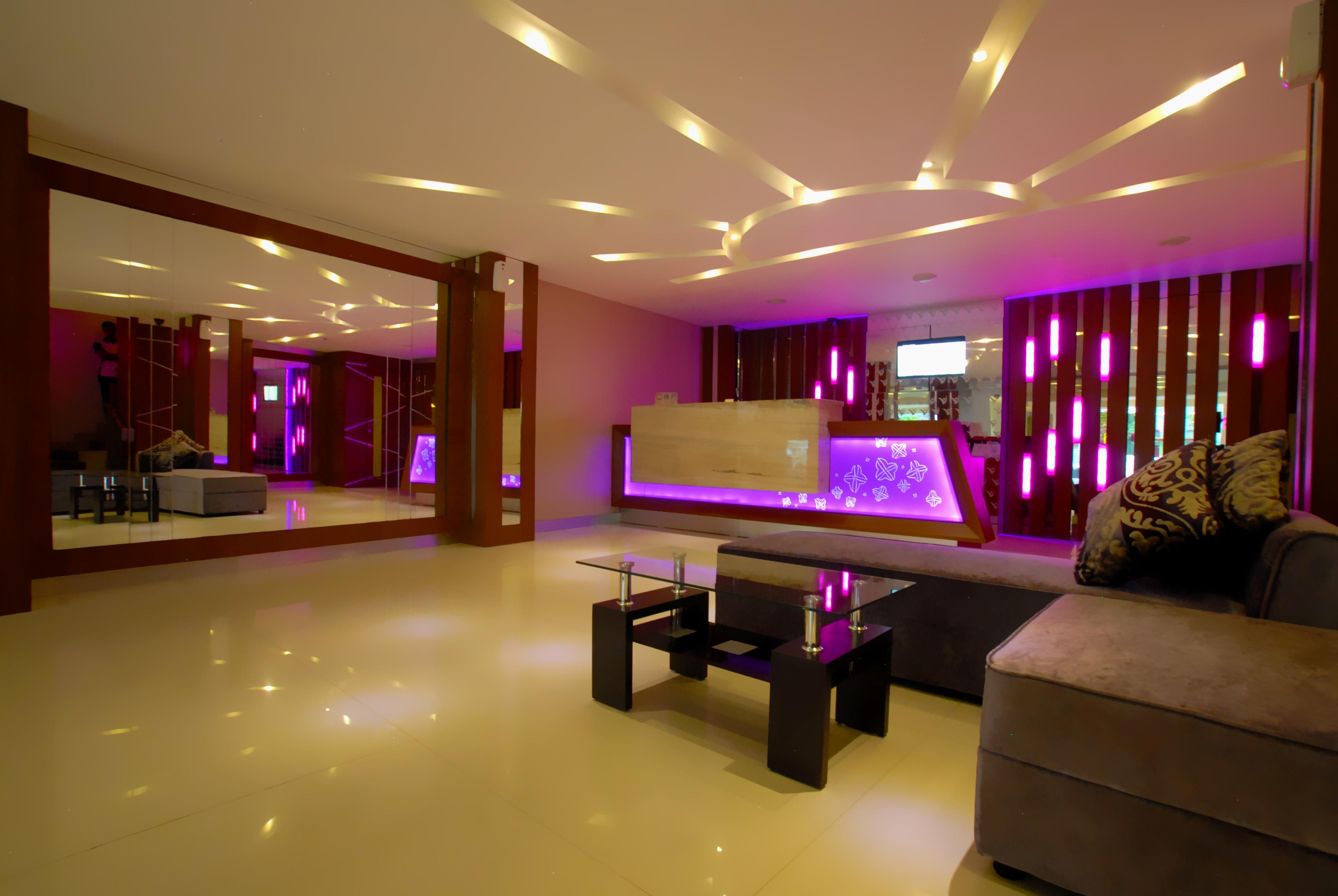 Vio Hotel Veteran Bandung Exterior photo